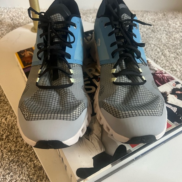 On Running x Shift Cloudtec Helion Blue and Gray Shoes - Picture 2 of 9